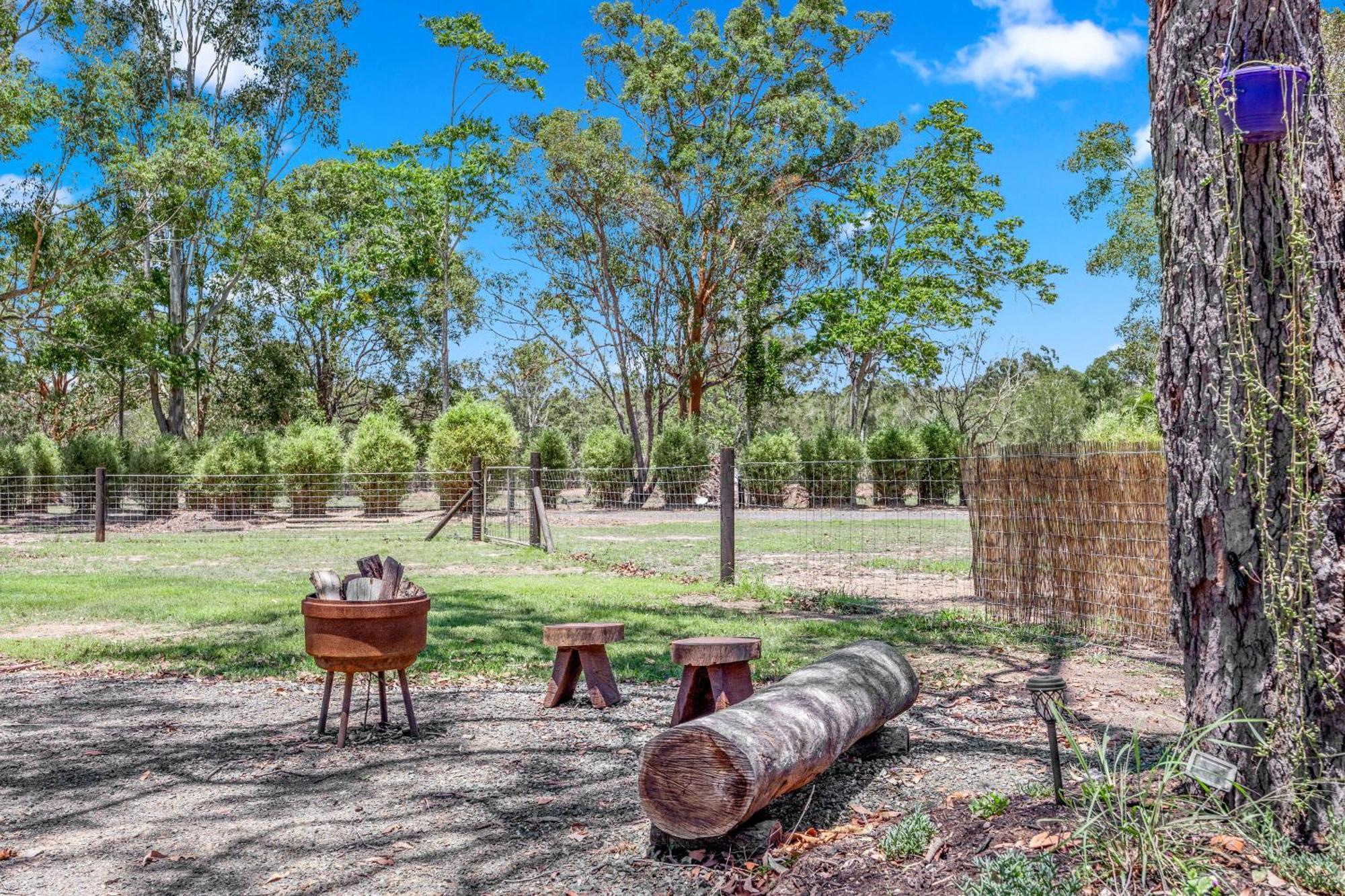 Little Sunshine - Private Acreage Guest Home ハービー・ベイ エクステリア 写真